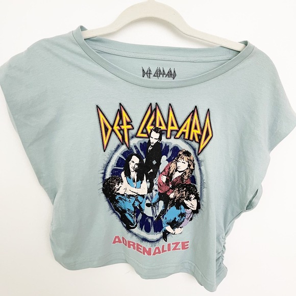 Def Leppard Tops - Def Leppard Adrenalize Cropped Tshirt NWOT Medium